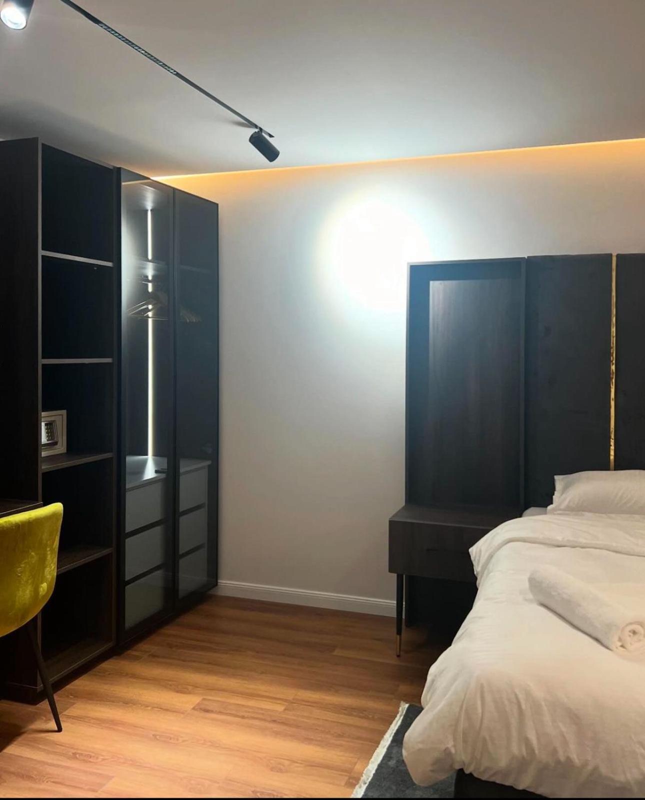 Hotel Europa Prishtina Priştine Dış mekan fotoğraf