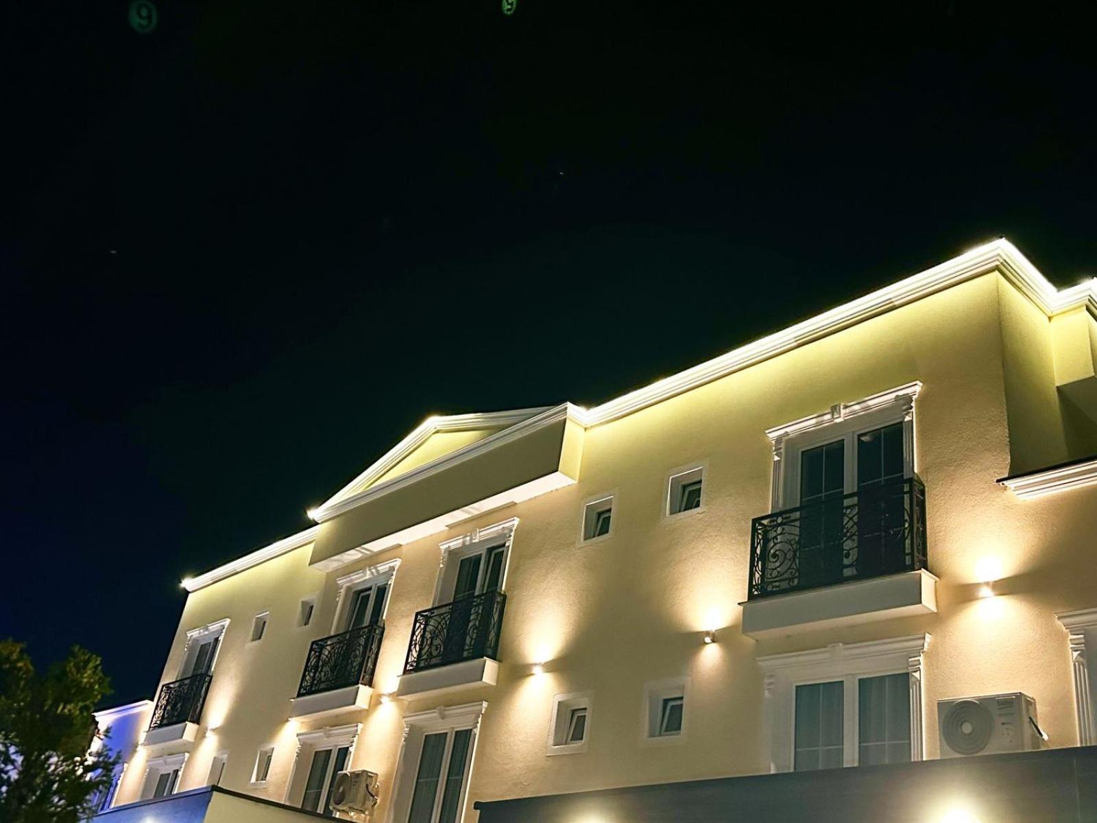 Hotel Europa Prishtina Priştine Dış mekan fotoğraf