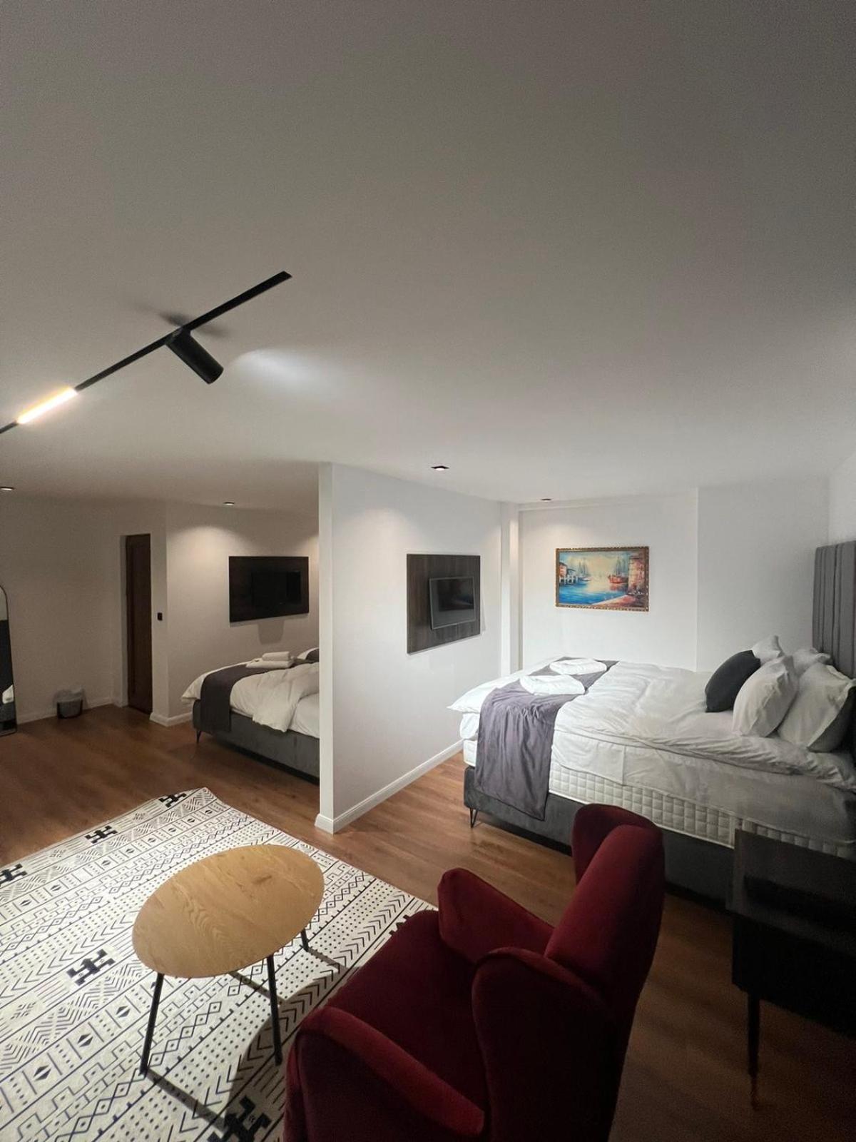 Hotel Europa Prishtina Priştine Dış mekan fotoğraf
